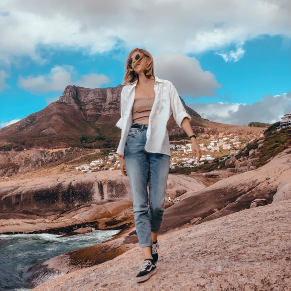 Meet your Posher, Tayla - Picture 1 of 1